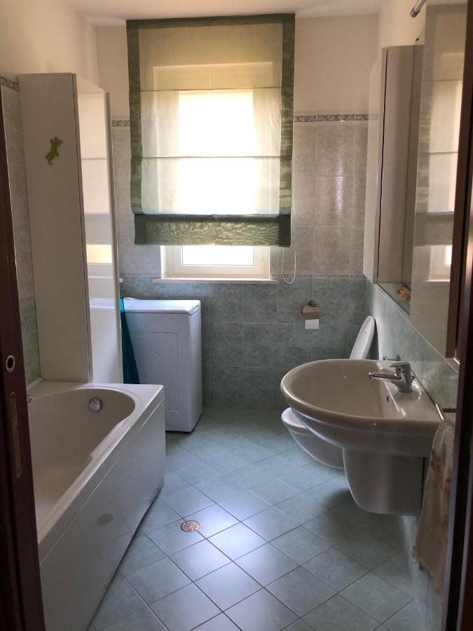 A Due Passi Dal Borgo Città Sant'Angelo Exterior foto