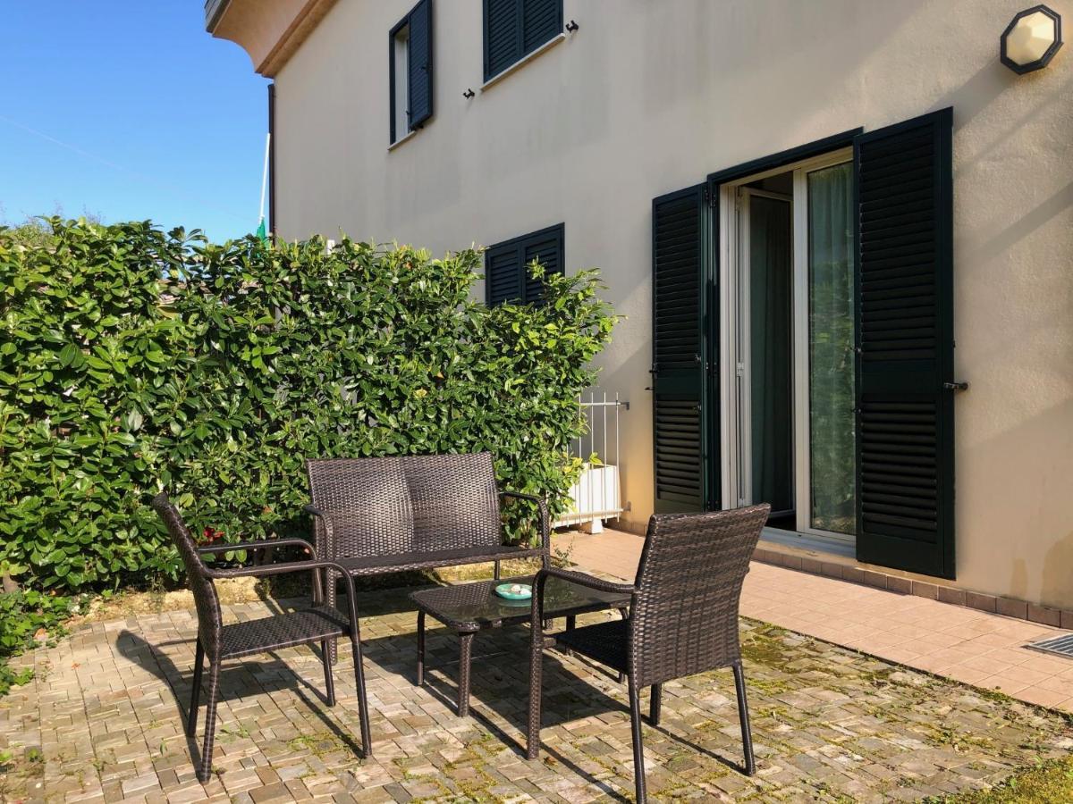 A Due Passi Dal Borgo Città Sant'Angelo Exterior foto